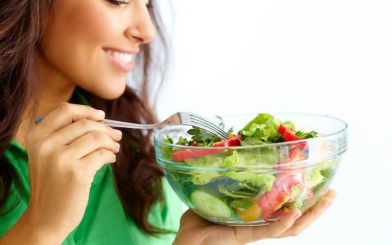 You want to eat healthy for God but then... These 10 inspirational and motivational Bible verses will give you the strength you need to honor the Lord, put your faith in your food choices, and live your best life!